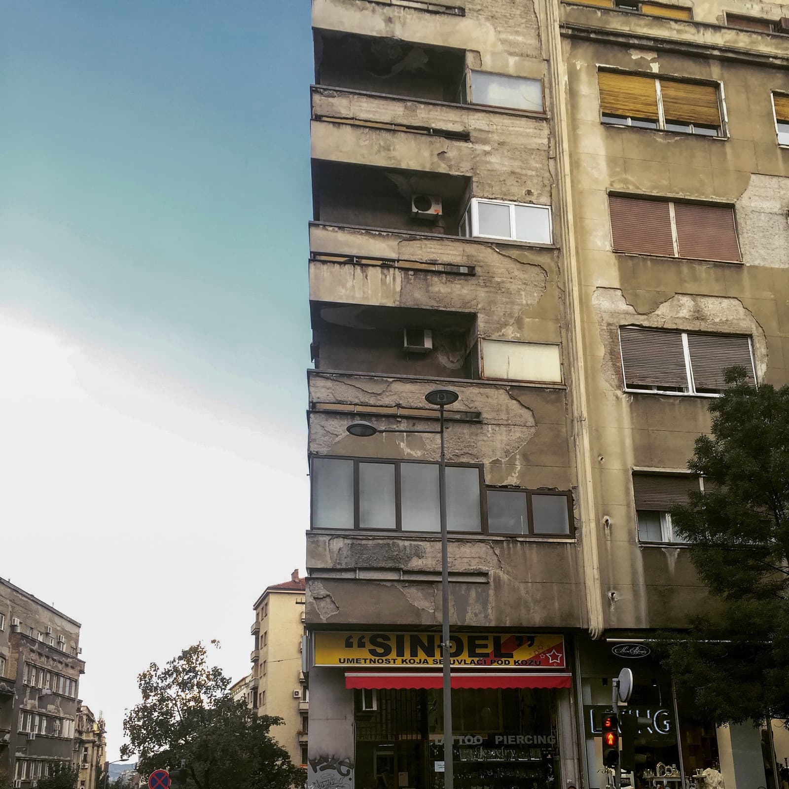 The facade at 21 Braće Jugovića, Belgrade